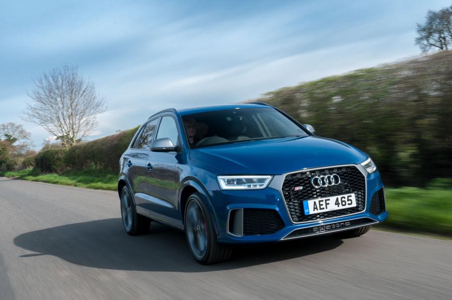  Audi RS Q3 Performance (8U) 2016 года  (UK) (фото 3 из 9)
